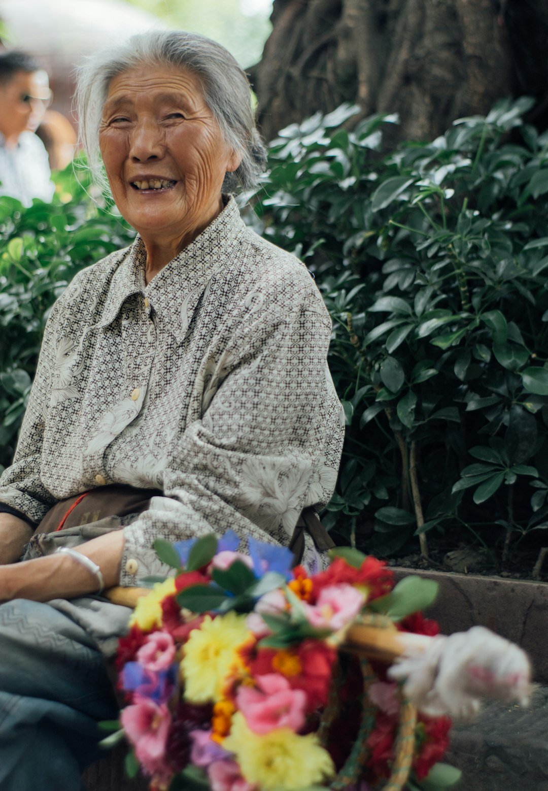 elderly woman sharing story